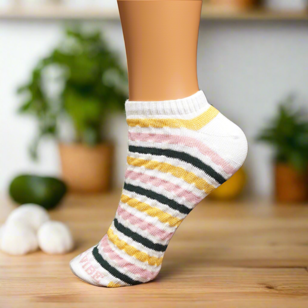 Socks & Smiles – Colorful Bamboo Ankle Socks for Women (Pack of 6)
